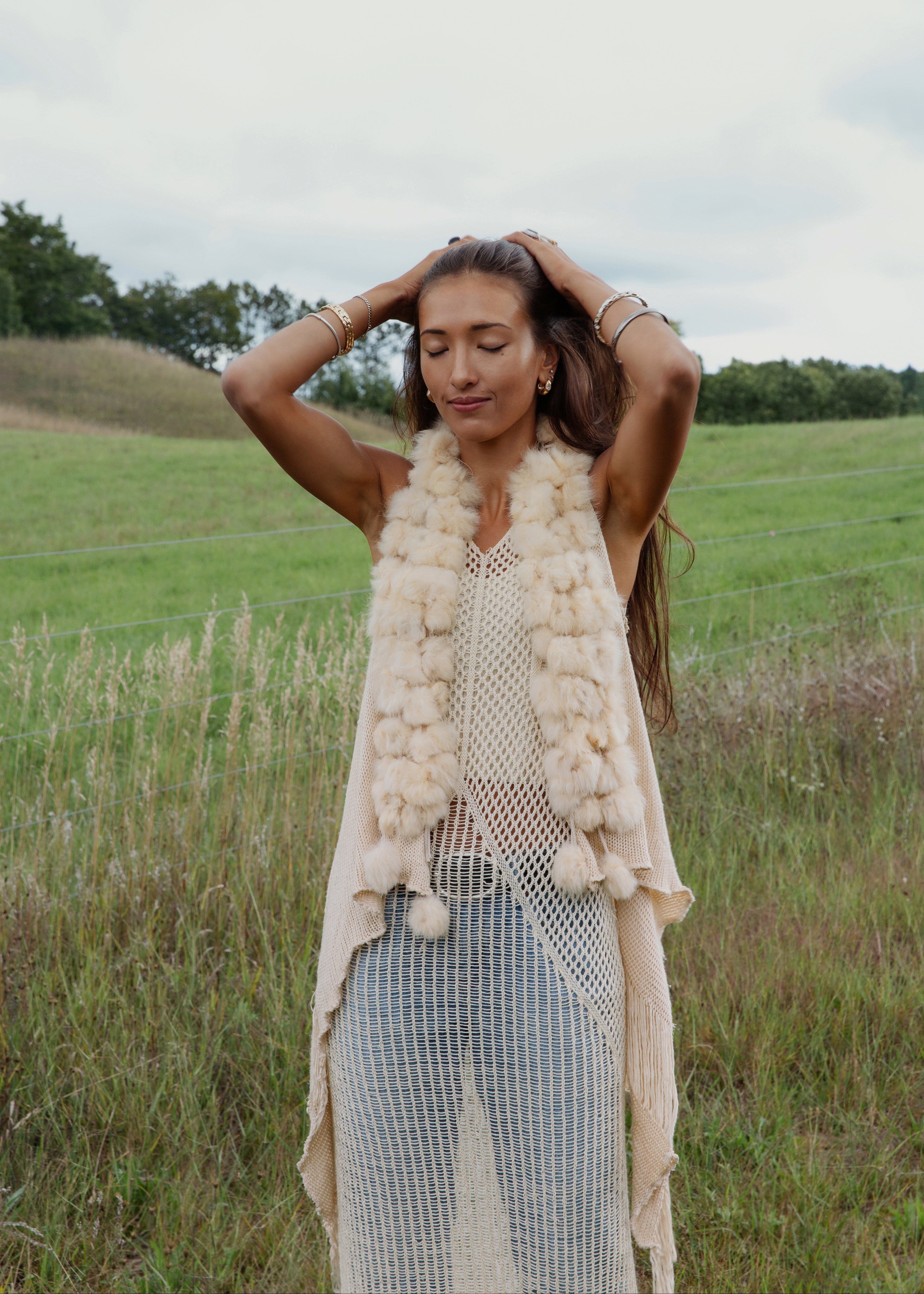 Pom-Pom Rabbit Fur Knit Vest