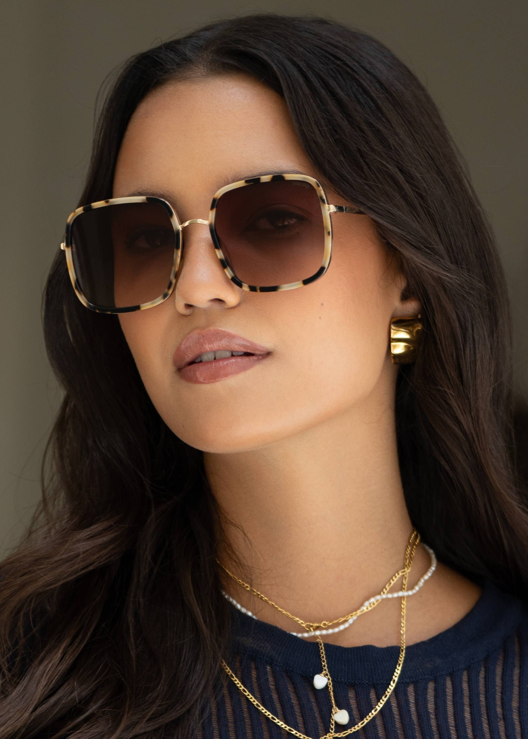 Cosmo Acetate Womens Square Sunglasses - Milky Tortoise