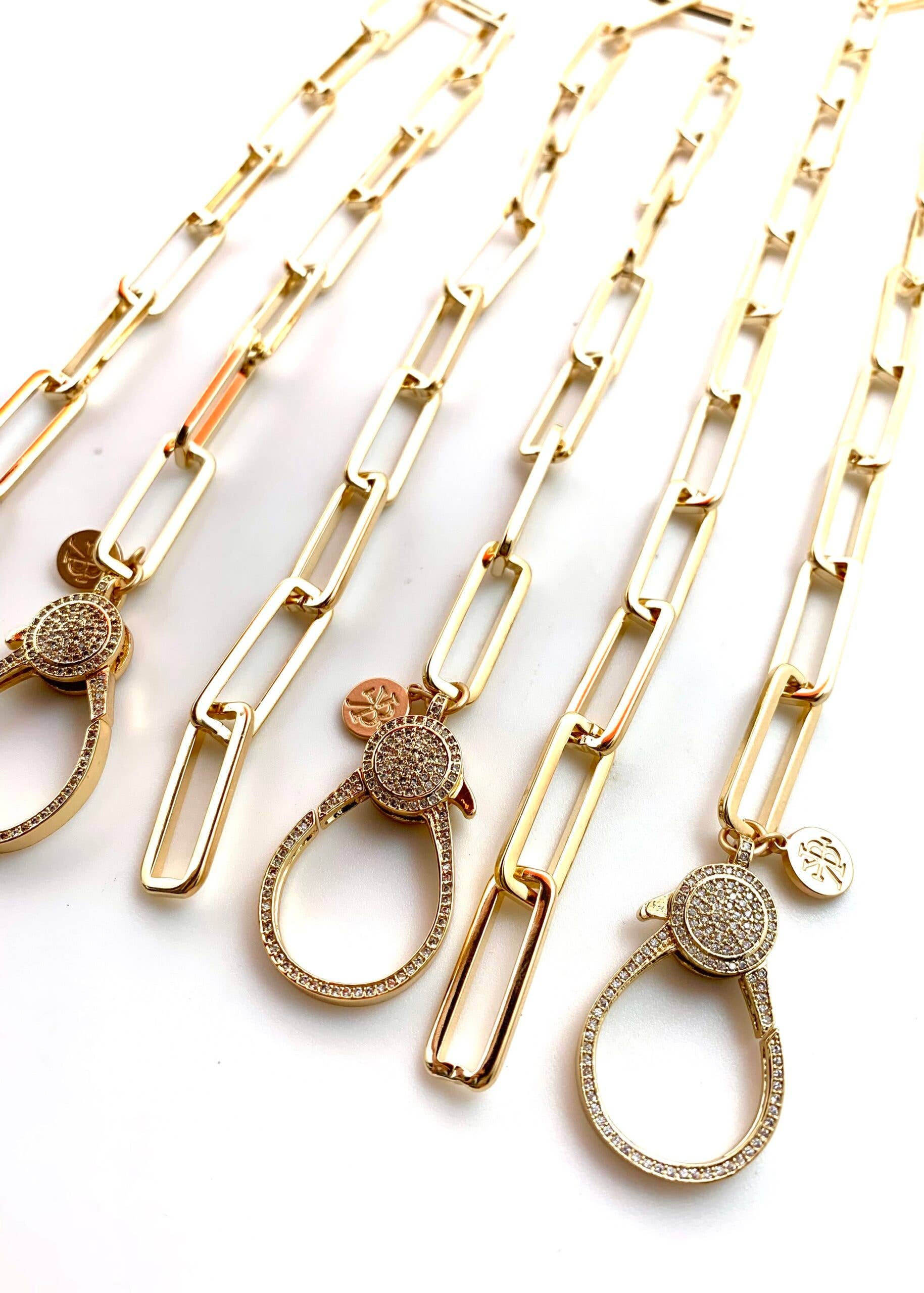 Large Link Paperclip Chain: 16"