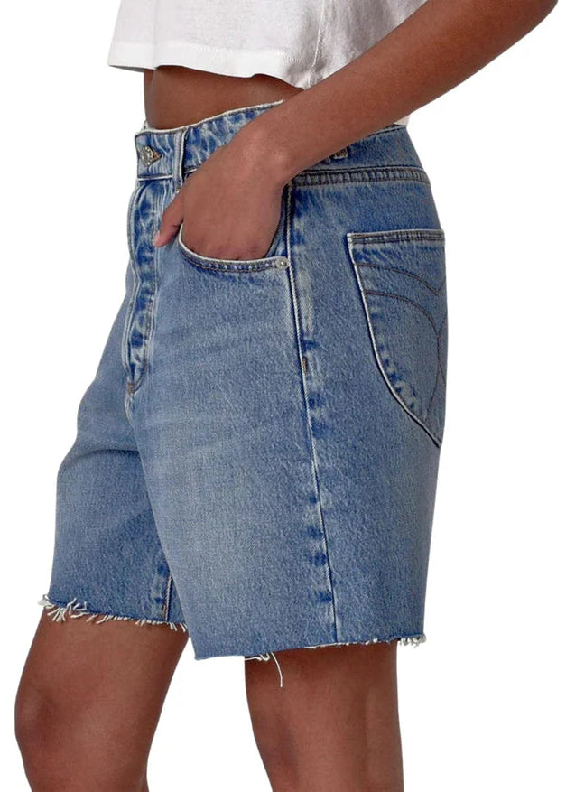 90's Relaxed Short Lennon Vintage